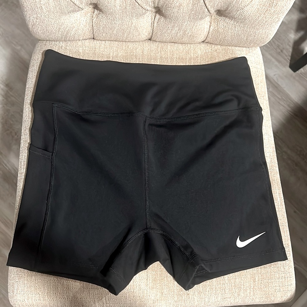 Nike Black Biker Shorts Medium